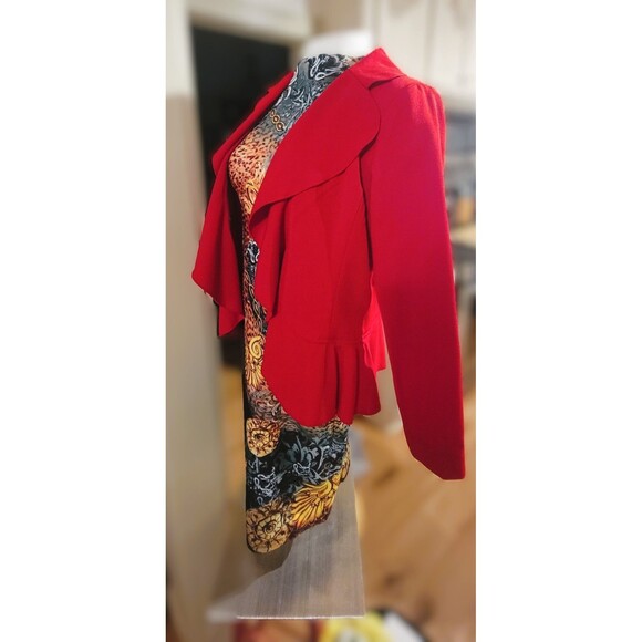 Sophisticated Fashion High Quality Joan Rivers Red Soft Knit Flutter Lapel Shrug - Picture 5 of 14